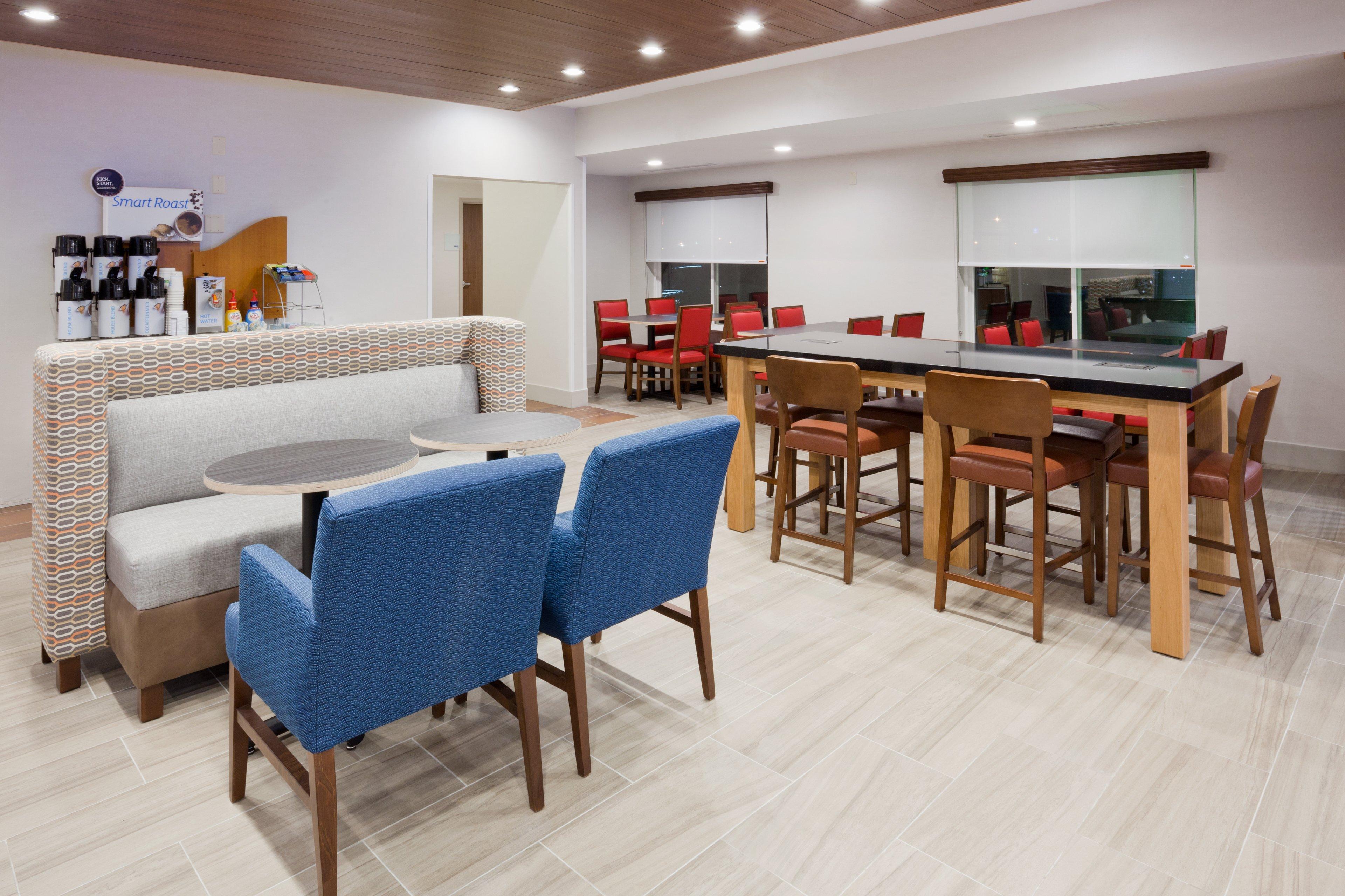 Holiday Inn Express & Suites - Dickinson By Ihg Zewnętrze zdjęcie