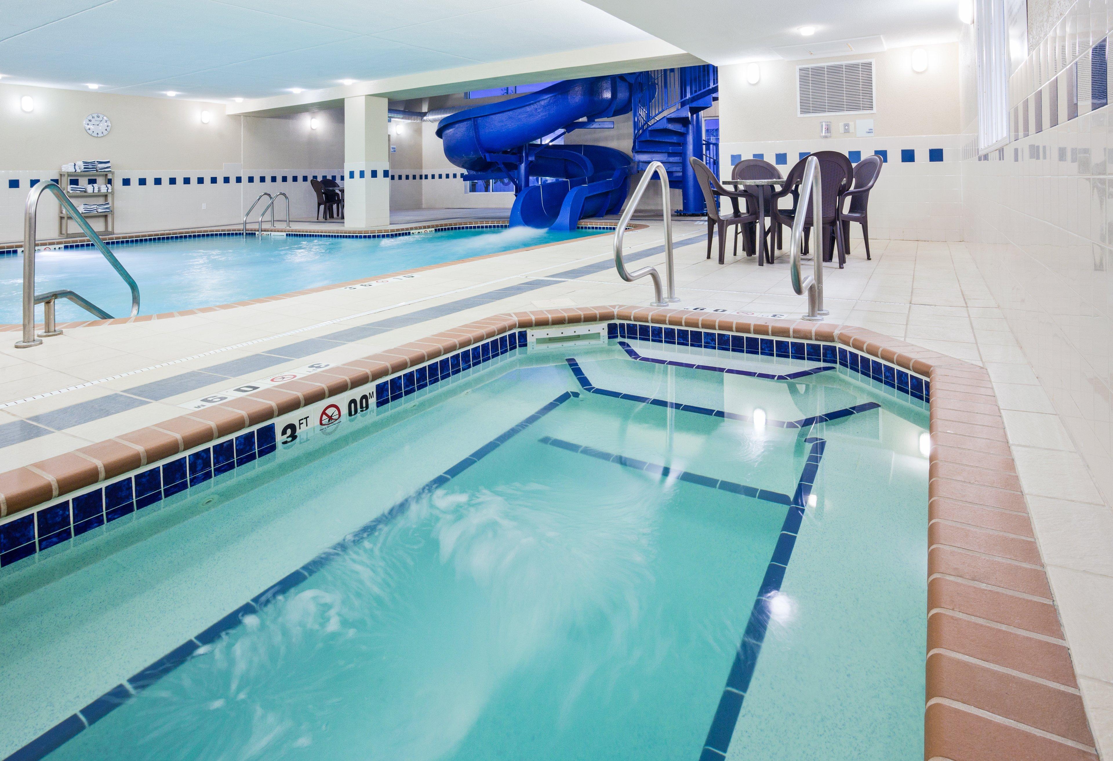 Holiday Inn Express & Suites - Dickinson By Ihg Zewnętrze zdjęcie