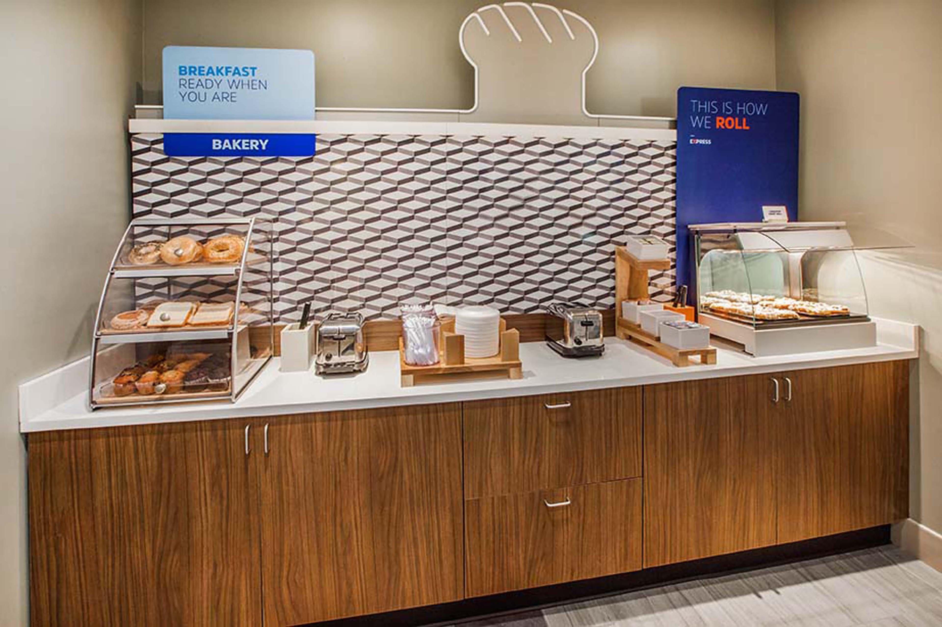 Holiday Inn Express & Suites - Dickinson By Ihg Zewnętrze zdjęcie