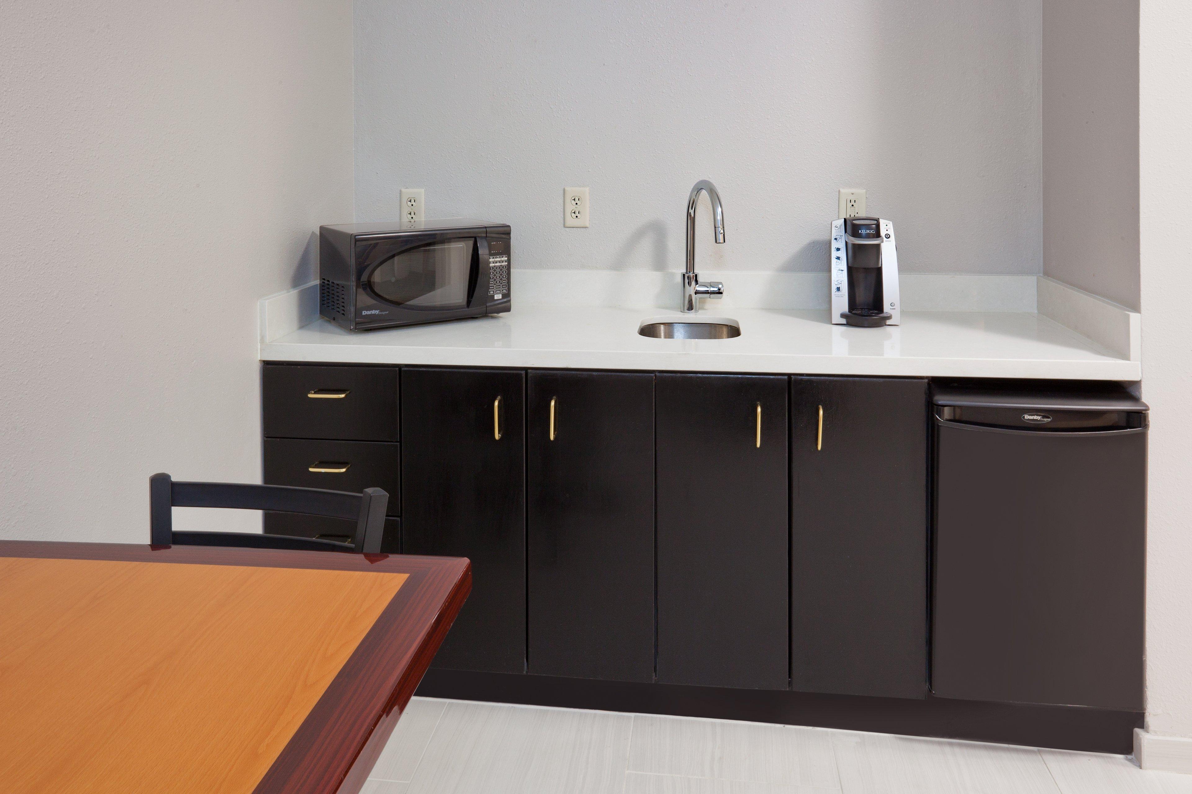 Holiday Inn Express & Suites - Dickinson By Ihg Zewnętrze zdjęcie