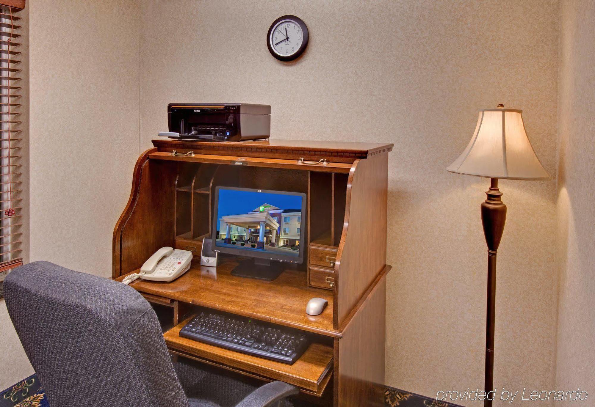 Holiday Inn Express & Suites - Dickinson By Ihg Udogodnienia zdjęcie