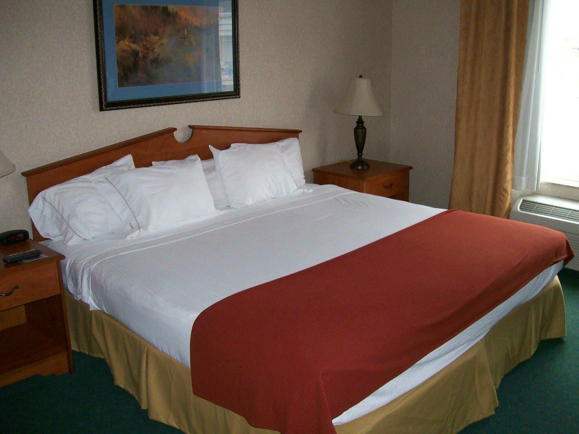 Holiday Inn Express & Suites - Dickinson By Ihg Zewnętrze zdjęcie